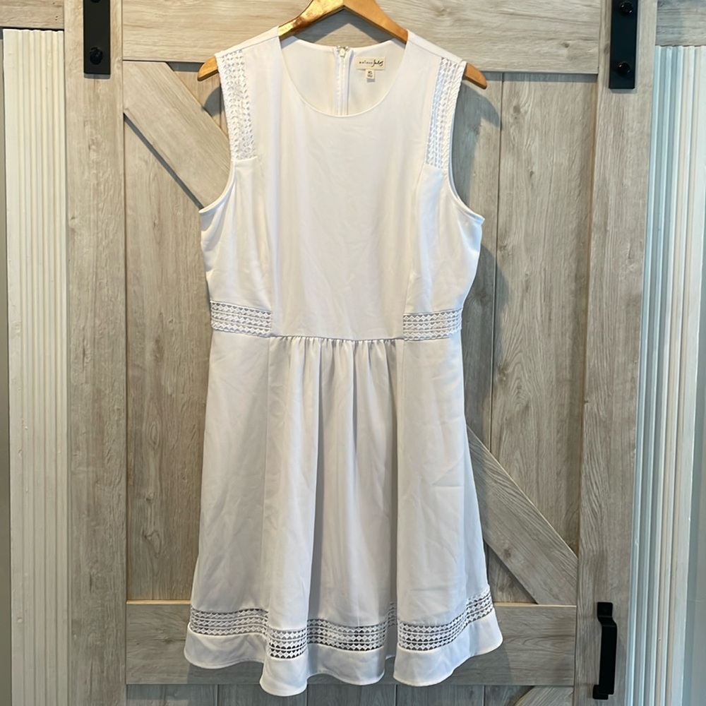 Maison Jules white XL dress with pockets.